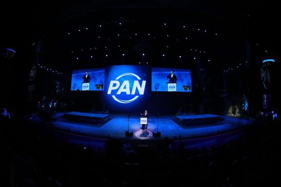 PAN anuncia fin a las alianzas y presenta nueva imagen
