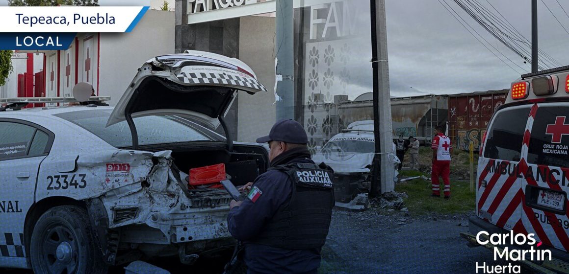 Patrulla de la Guardia Nacional intenta ganarle a un tren y provoca accidente en Tepeaca