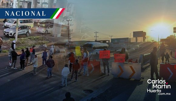 Piperos bloquean la autopista México-Puebla; exigen reapertura de pozos ilegales de agua