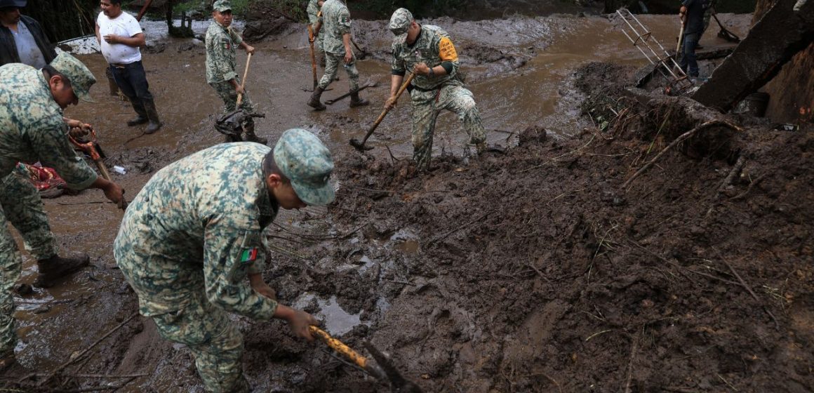 Sube a 44 la cifra de muertos por inundaciones en Veracruz, Puebla, Hidalgo y Querétaro