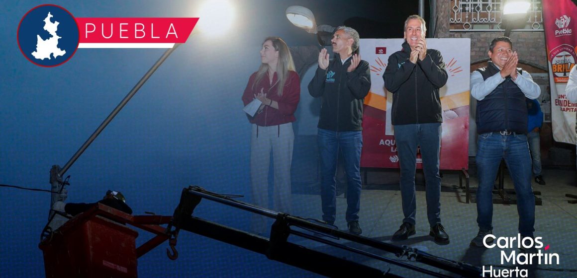 Puebla Brilla: Modernizan luminarias LED en Santo Tomás Chautla