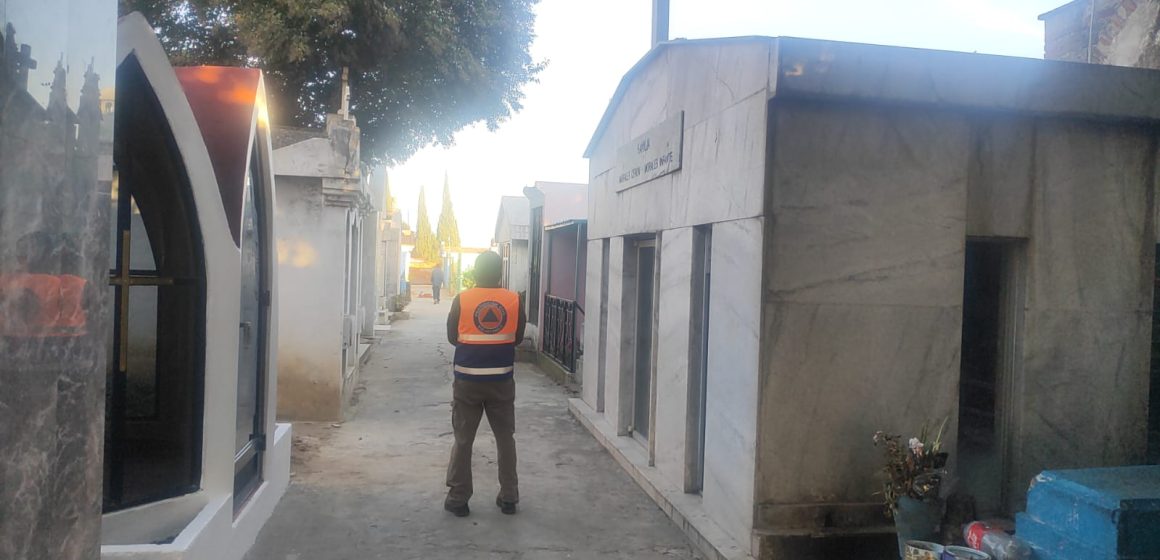 Roberto Solís implementa operativo Panteones Seguros en Huejotzingo Roberto Solís implementa operativo “Panteones Seguros” en Huejotzingo