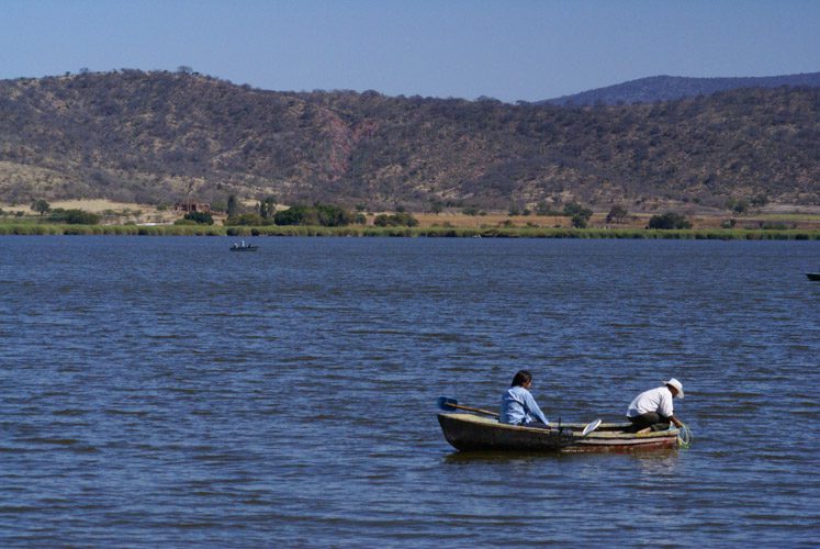 Se desborda laguna de San Juan Epatlán tras intensas lluvias