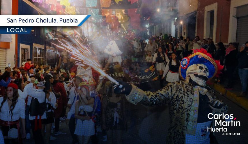 Tradición, color y orgullo: el Desfile de Animeros llenó de magia las calles de San Pedro Cholula