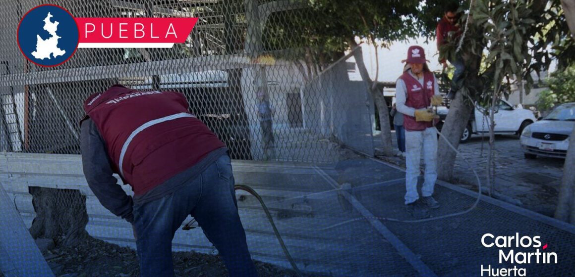 Portada Tras 16 años, retiran rejas de vecino gandalla en espacio público en parque de la China Poblana CMH Tras 16 años, retiran rejas de vecino gandalla en espacio público en parque de la China Poblana
