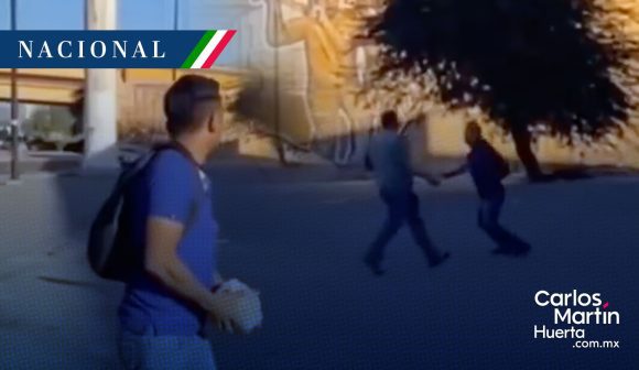 Portada Tras riña, joven noquea a señor luego de aventarle una piedra al rostro en Sonora CMH Tras riña, joven noquea a señor luego de aventarle una piedra al rostro en Sonora