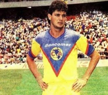 Fallece Eduardo Dos Santos, leyenda del Club América y del fútbol brasileño