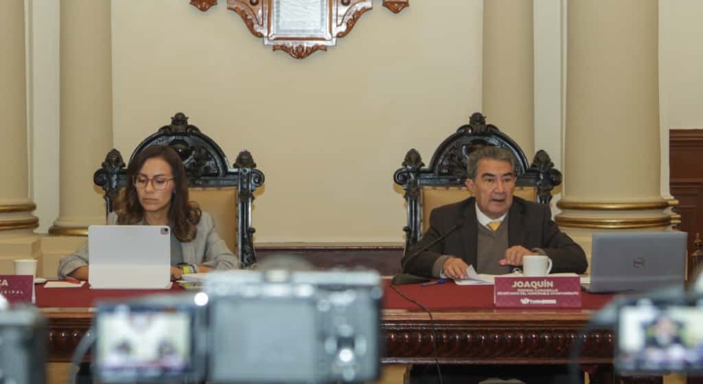 Cabildo de Puebla aprueba Ley de Ingresos 2026 por 7,470 millones de pesos