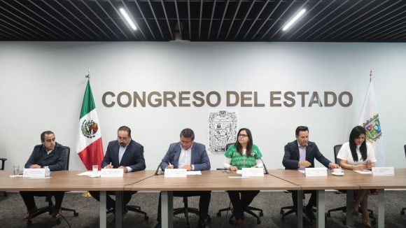 Aprueban en Puebla donación de predios en Cuautlancingo y Huatlatlauca para educación y salud