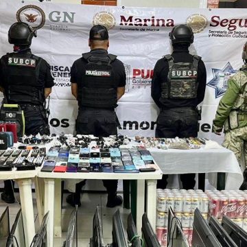 f4d27441-8b54-4fe6-9e5b-bc1b607a86b7 Aseguran drogas y decenas de objetos prohibidos en el penal de Tepexi de Rodríguez