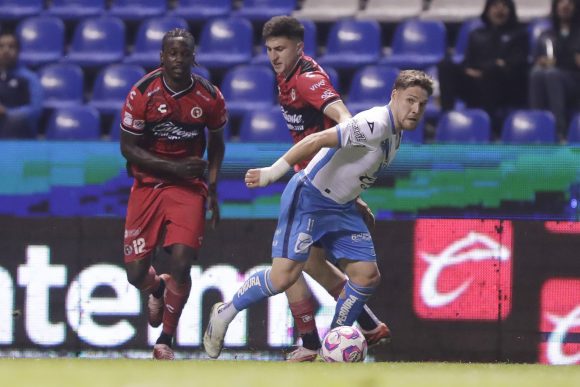 Puebla vence 4-3 a Xolos en el estadio Cuauhtémoc