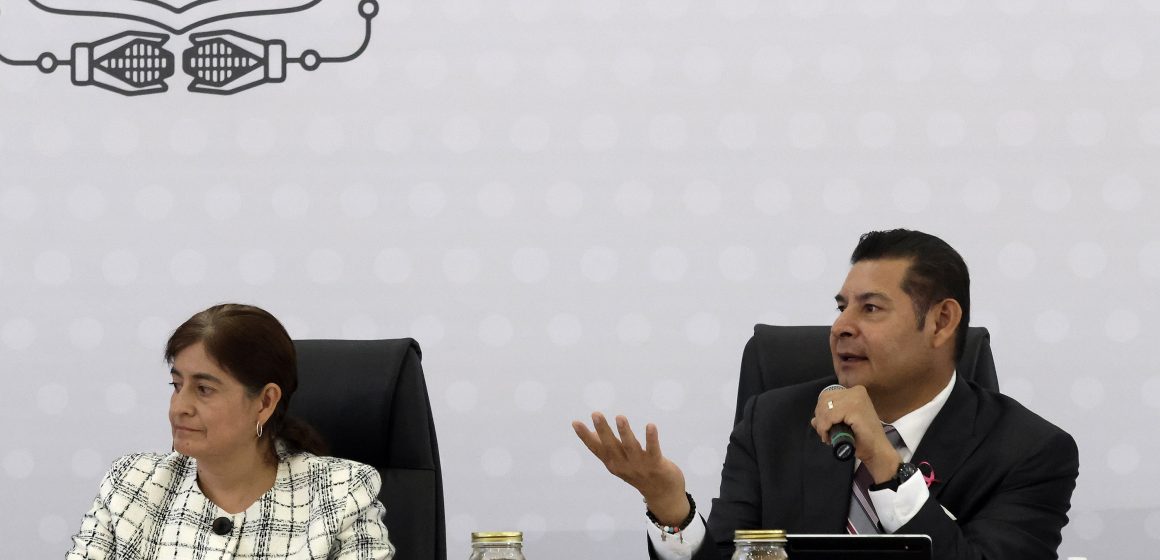 Puebla impulsa consulta ciudadana para renombrar escuelas “Gustavo Díaz Ordaz”