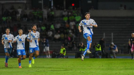 i Festival de goles: Puebla remonta y empata 4-4 con FC Juárez