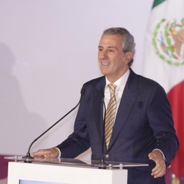 “Un año poniendo orden para que a Puebla le vaya bien”; Pepe Chedraui llama a seguir con un capital imparable 
