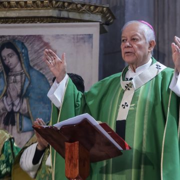 Arzobispo de Puebla pide por víctimas de violencia e inundaciones