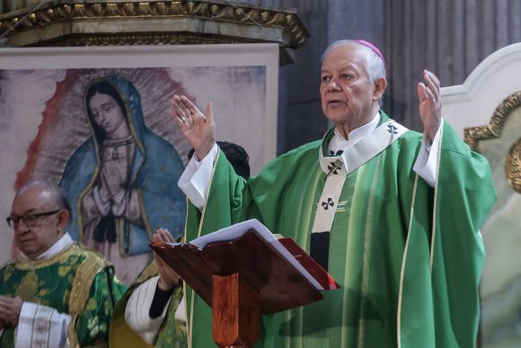 Arzobispo de Puebla pide por víctimas de violencia e inundaciones