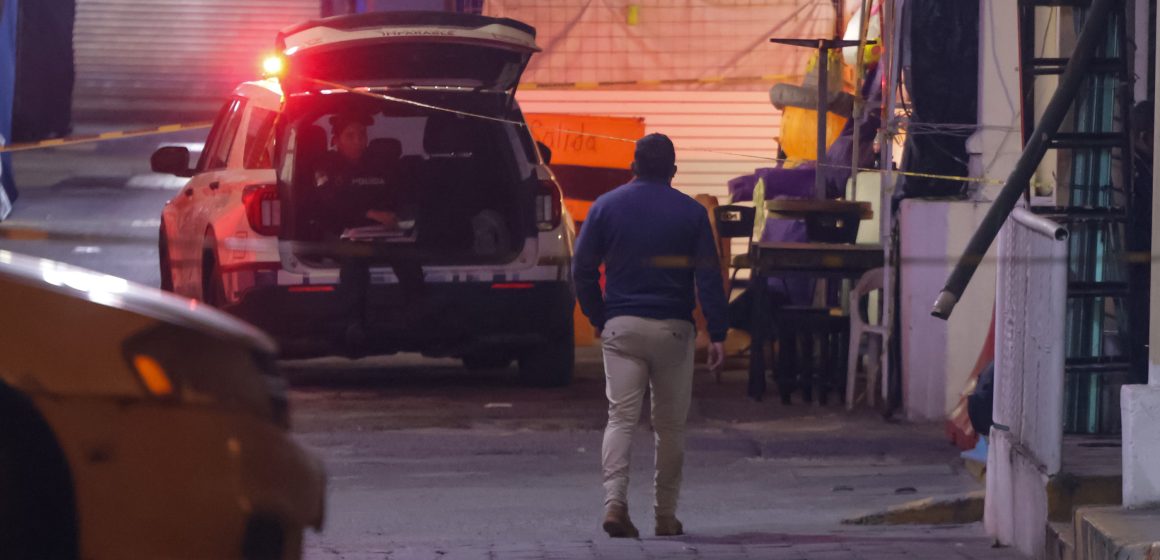 Asesinato en estacionamiento de “La Fayuca”; Sicarios simulan ser repartidores de plataforma