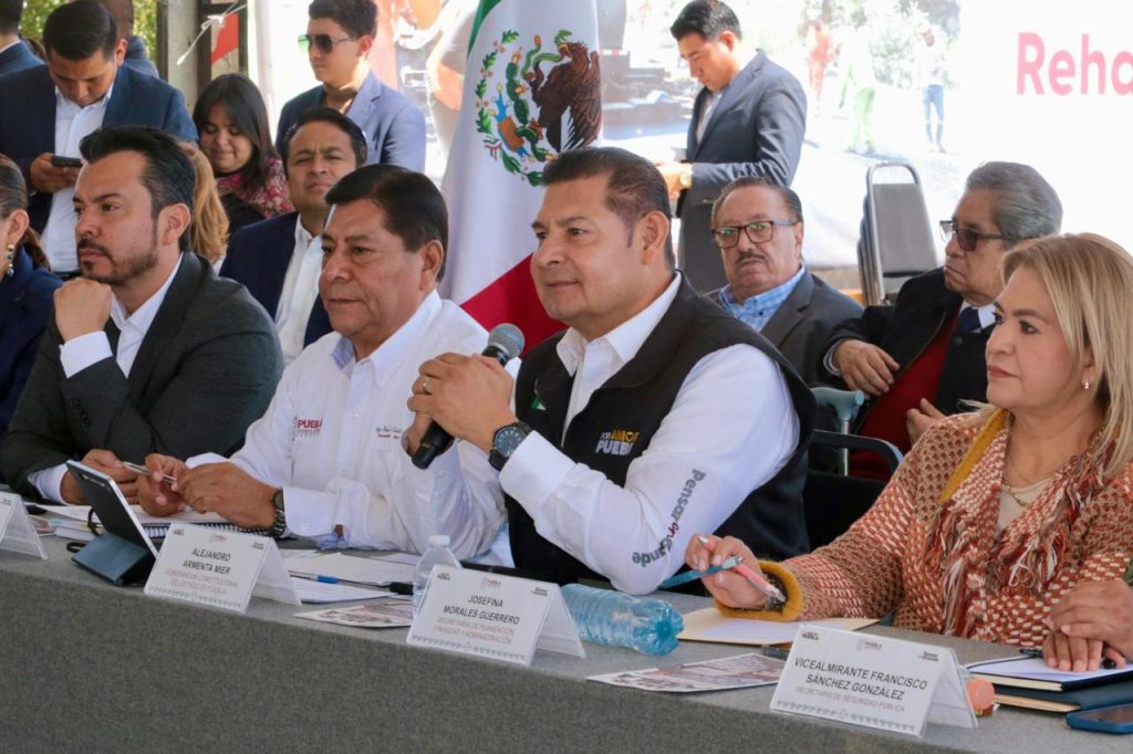 Se pavimentarán 5 mil calles y se rehabilitan carreteras en la Sierra Norte de Puebla 1 obras 2