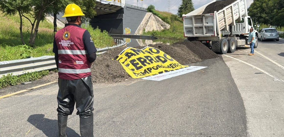 Cierre temporal en Periférico a la altura de bulevar Forjadores por obras de reparación de drenaje