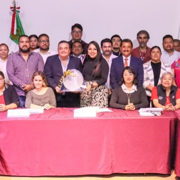 Tonantzin Fernández reafirma compromiso con las familias de San Pedro Cholula en sesión de Coplademun