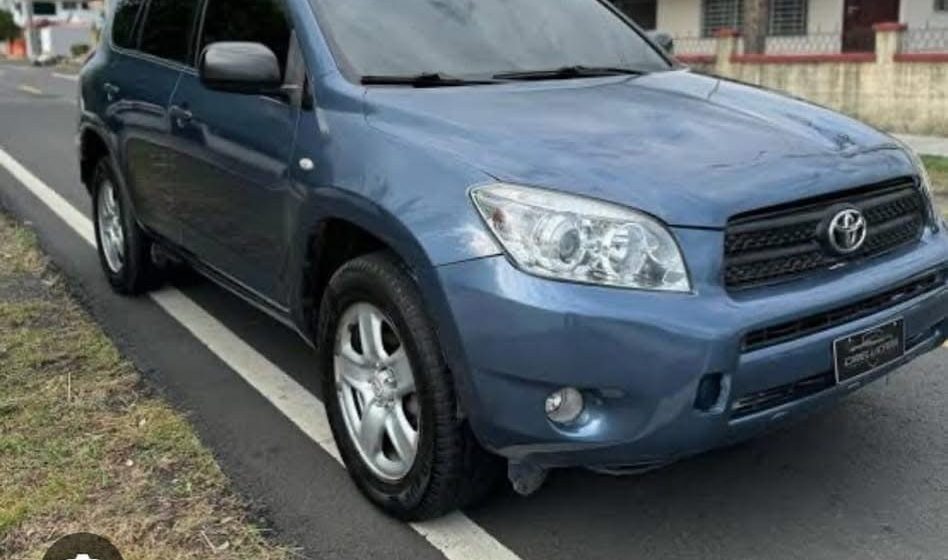 Robo en Tecamachalco: Grupo armado sustrae vehículos y dinero en Lomas de Romero