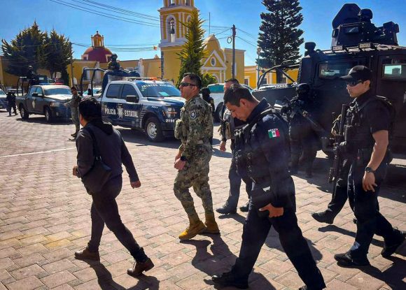 Refuerzan seguridad en Atzizintla con despliegue policial estatal