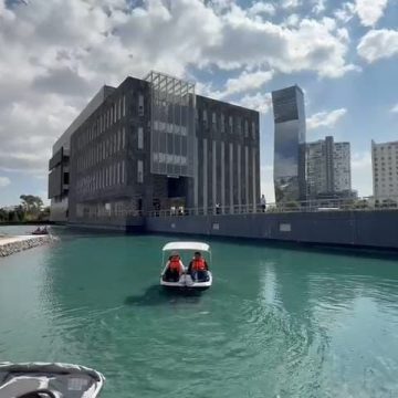 Lago del CIS en Puebla estrena paseos en lancha; promueve convivencia familiar