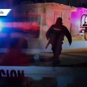 Portada Comandos armados se enfrentan en las calles de Acatzingo; más de 200 balazos y un muerto CMH Comandos armados se enfrentan en las calles de Acatzingo; más de 200 balazos y un muerto