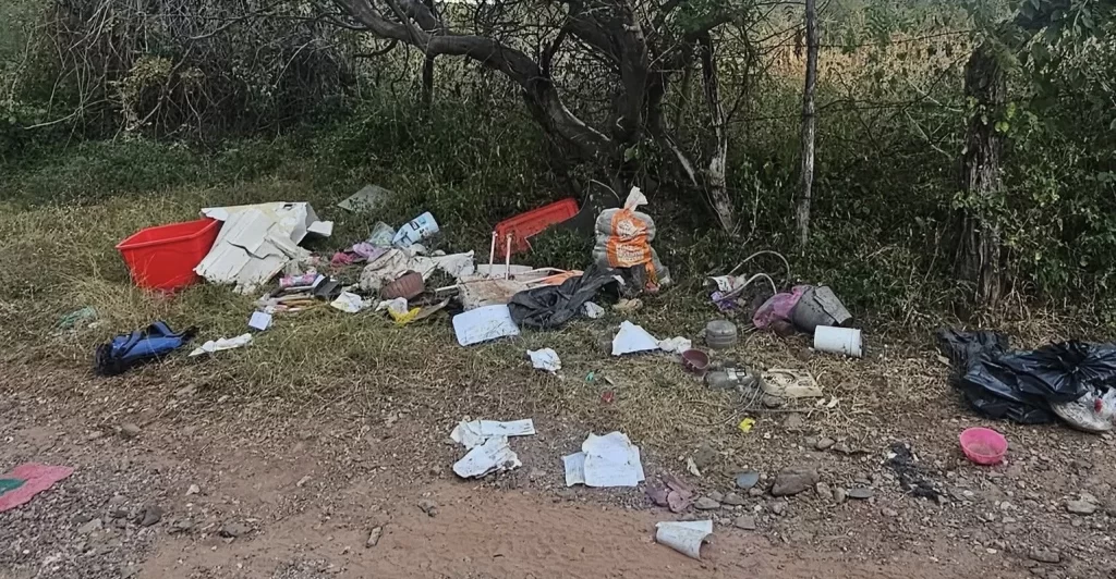 Denuncian basurero clandestino en Piaxtla 