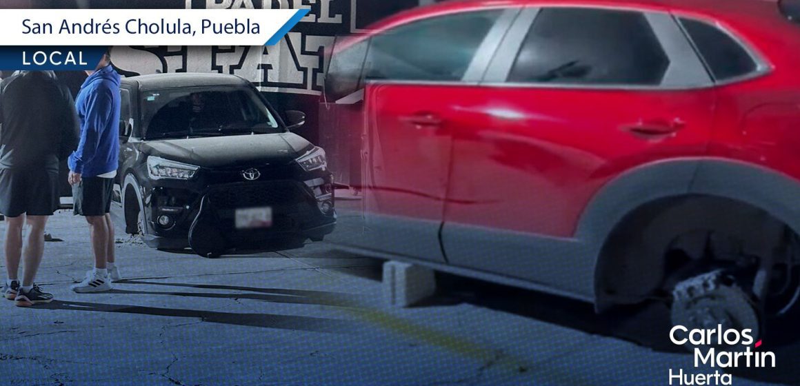 Portada Desvalijan vehículos en estacionamiento de Padel State en Tlaxcalancingo; así dejaron las unidades CMH Desvalijan vehículos en estacionamiento de Padel State en Tlaxcalancingo; así dejaron las unidades