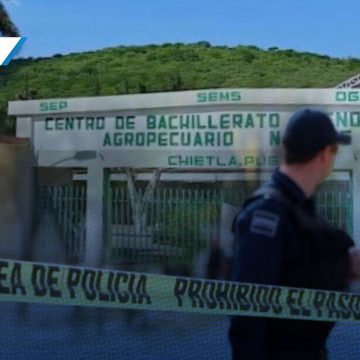 Portada Estudiante del CBTA de Chietla ingresa con arma de fuego al plantel CMH Estudiante del CBTA de Chietla ingresa con arma de fuego al plantel