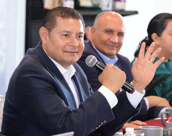 Puebla, primer estado, que completa tarea de cubrir polígono de desarrollo: Secretaría de Economía