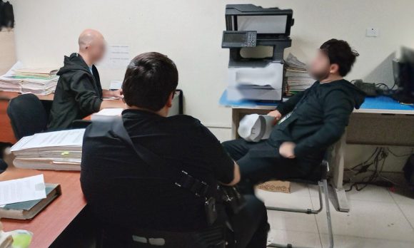 Luis R. Conriquez, segundo cantante citado en Jalisco por apología del delito