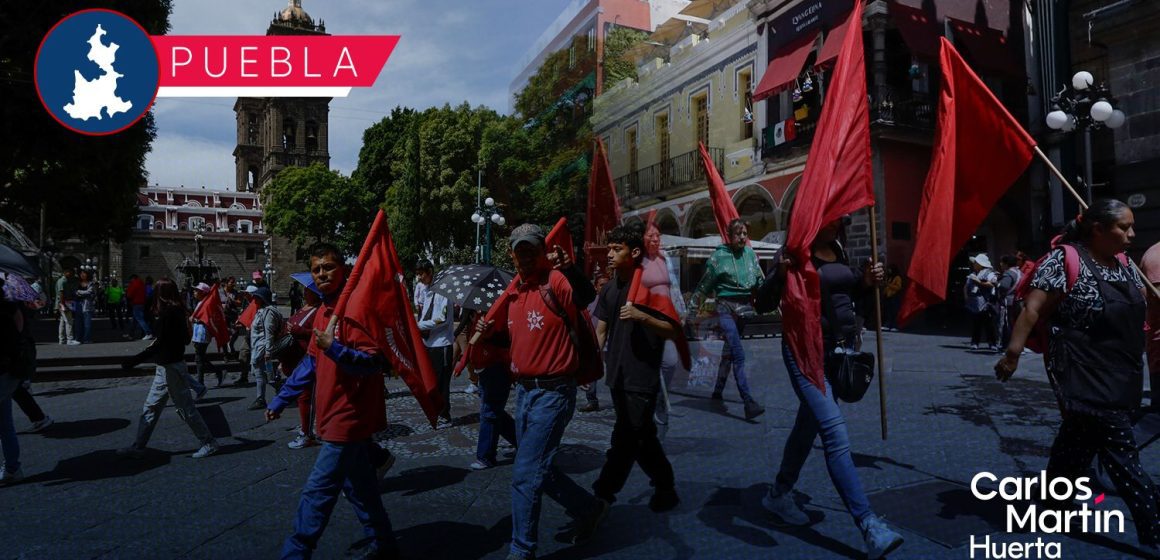 Portada Marcha de la 28 de Octubre genera caos vial en el Centro Histórico de Puebla CMH Marcha de la 28 de Octubre genera caos vial en el Centro Histórico de Puebla
