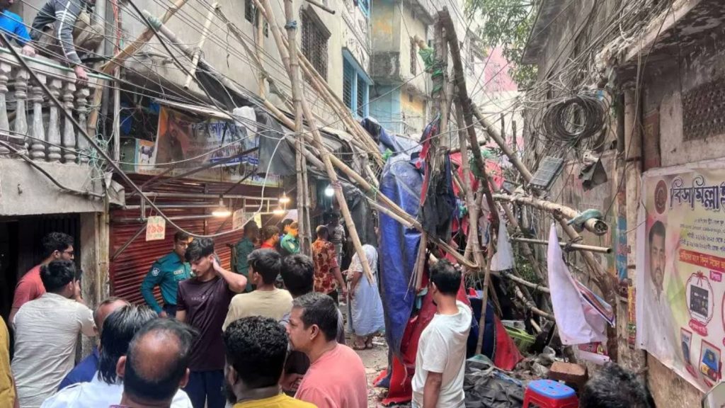 Sismo de 5.5 en Bangladesh deja al menos 8 muertos y 300 heridos 3
