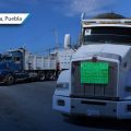 Transportistas bloquean la carretera federal México-Puebla para exigir pagos