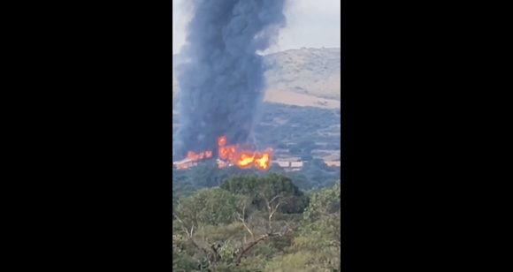 Tren se descarrila y explota en Tepetitlán; reportan un lesionado