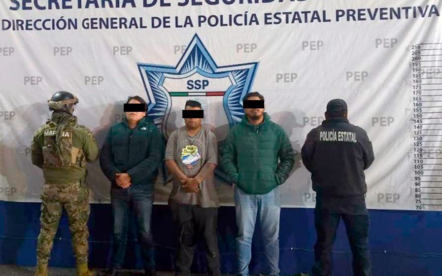 WhatsApp Image 2025-11-02 at 2.47.46 PM Detienen a tres presuntos huachicoleros en Puebla; aseguran pipa de gas en Santa Rita Tlahuapan