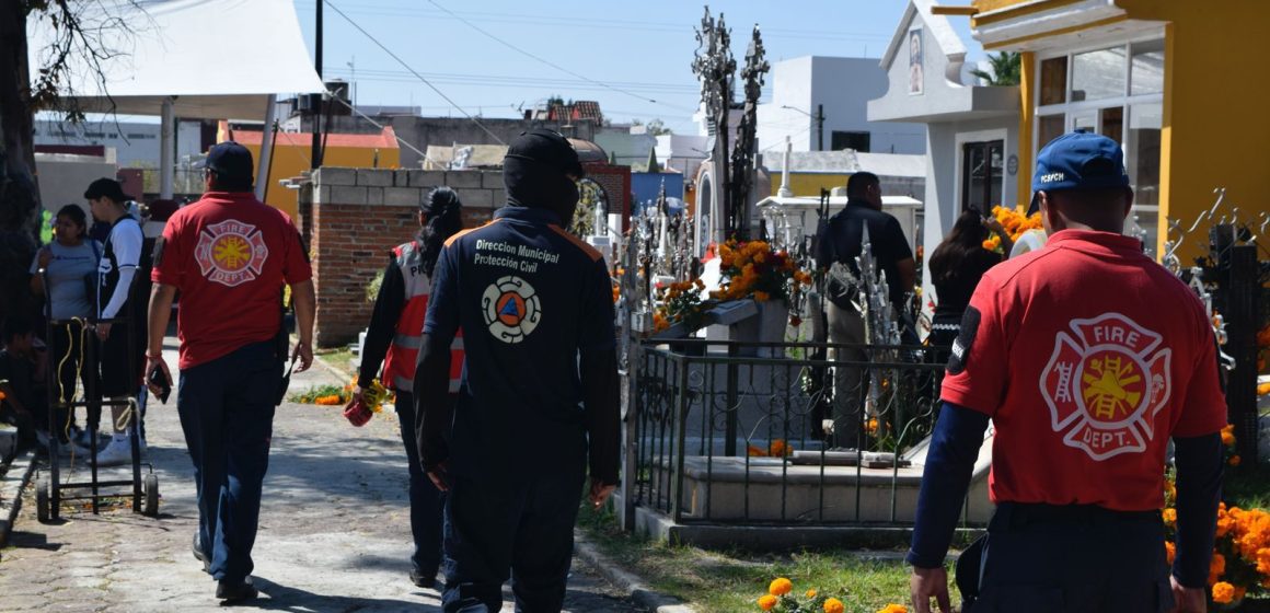 Saldo Blanco en San Pedro Cholula Durante las Festividades del Día de Muertos