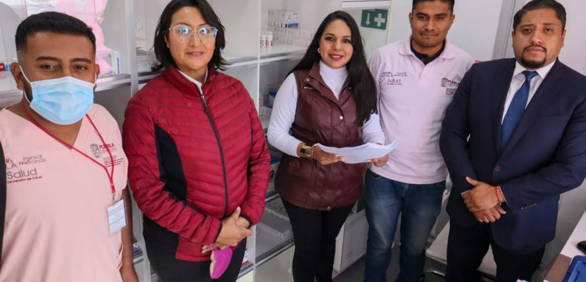 La Caravana de la Mujer ofrece servicios gratuitos de salud a las y los cholultecas