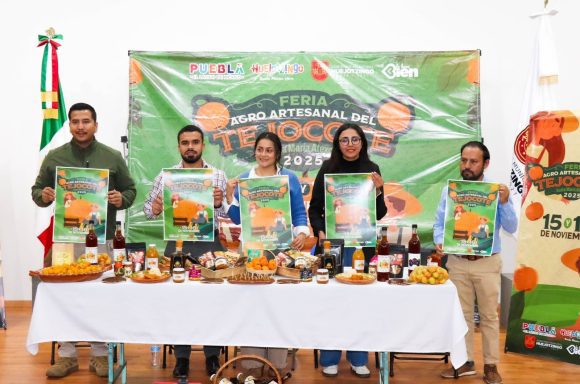 Presentan la 4ta edición de la Feria Artesanal del Tejocote en Atexcac, Huejotzingo