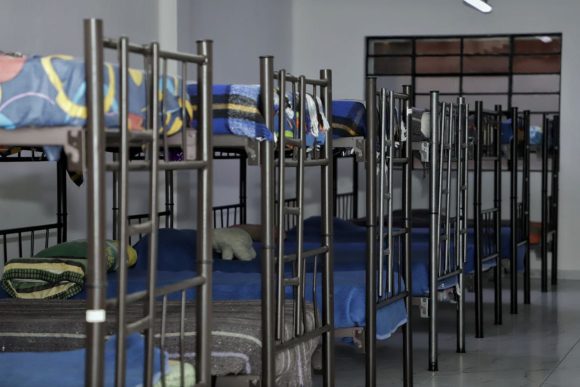 Garantiza SMDIF atención a personas en situación vulnerable en el Dormitorio Municipal