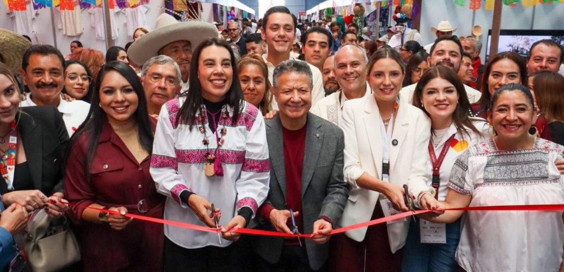 WhatsApp Image 2025-11-17 at 4.51.02 PM San Pedro Cholula, presente en el Tianguis Turístico de Hidalgo