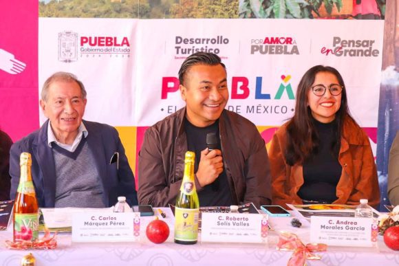 Presentan la Villa Navideña 2025 y la Feria de la Sidra en Huejotzingo