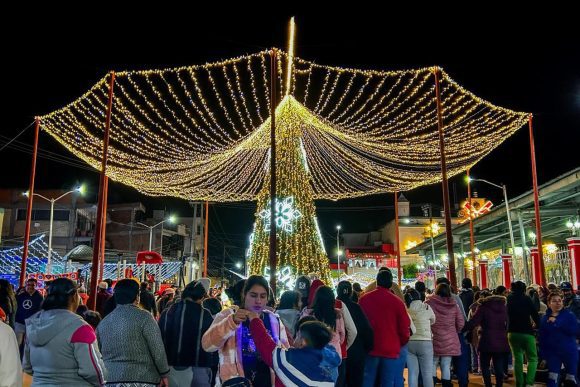 ¡Llega la magia! Inauguran la primera Villa Navideña de Xalmimilulco, Huejotzingo