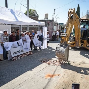 WhatsApp Image 2025-11-24 at 6.47.33 PM (1) Omar Muñoz inicia importante obra de ampliación de red de drenaje en Sanctorum