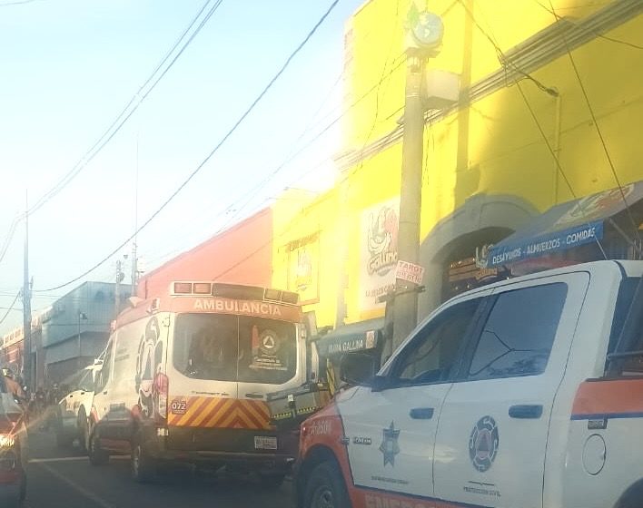 Muere hombre frente a “Mamá Gallina” en la 11 Norte del Centro Histórico