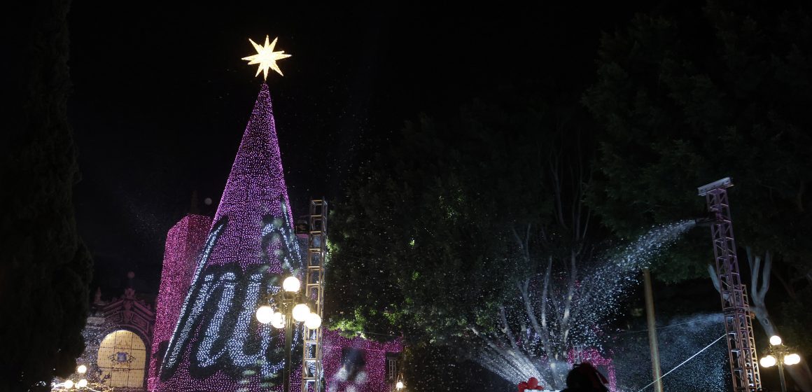 Encendido del árbol de navidad en Puebla: Pepe Chedraui inaugura fiestas decembrinas