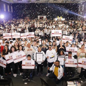 Sin precedentes, Gobierno de Puebla entrega 20 mdp en premios a deportistas ganadores