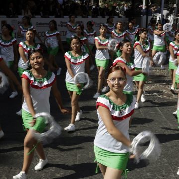Desfile del 115 Aniversario de la Revolución Mexicana en Puebla concluye con Saldo Blanco
